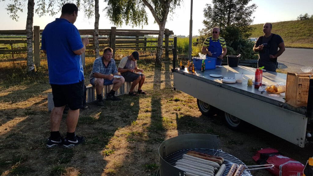 grillen-arbeitsdienst Arbeitsdienst Grillpause RYC